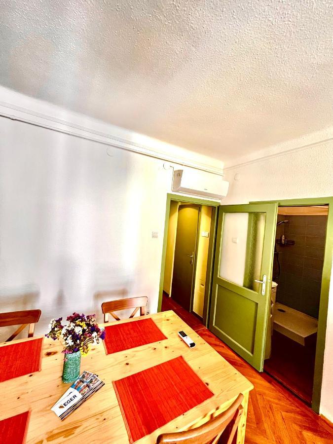 Green Apartman Έγκερ Εξωτερικό φωτογραφία